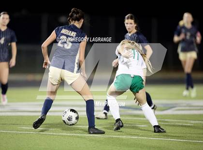 Thumbnail 3 in Southlake Carroll vs Keller photogallery.