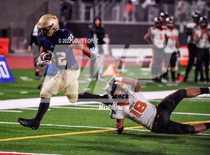 Thumbnail 1 in McClymonds @ Mater Dei Catholic (CIF State DIV 2AA Championship Final) photogallery.