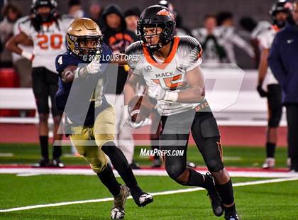 Thumbnail 2 in McClymonds @ Mater Dei Catholic (CIF State DIV 2AA Championship Final) photogallery.
