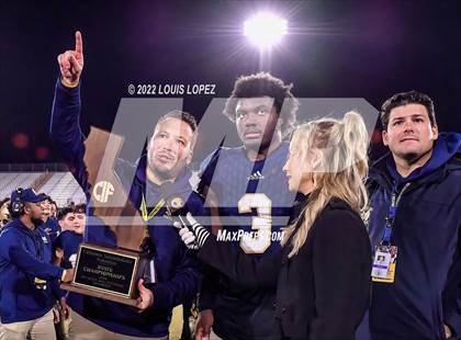 Thumbnail 2 in McClymonds @ Mater Dei Catholic (CIF State DIV 2AA Championship Final) photogallery.