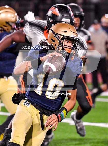 Thumbnail 2 in McClymonds @ Mater Dei Catholic (CIF State DIV 2AA Championship Final) photogallery.