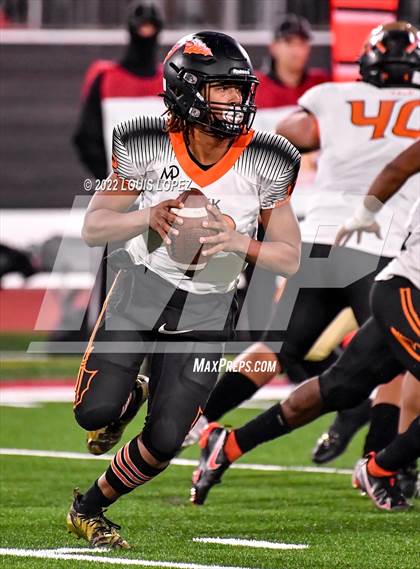 Thumbnail 2 in McClymonds @ Mater Dei Catholic (CIF State DIV 2AA Championship Final) photogallery.