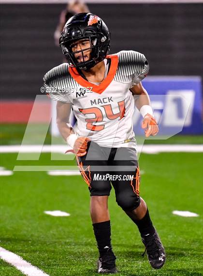 Thumbnail 1 in McClymonds @ Mater Dei Catholic (CIF State DIV 2AA Championship Final) photogallery.