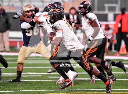 Thumbnail 2 in McClymonds @ Mater Dei Catholic (CIF State DIV 2AA Championship Final) photogallery.