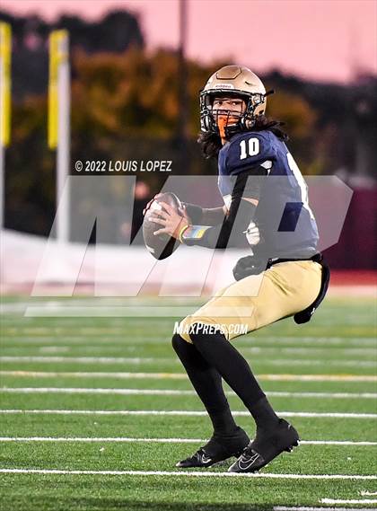 Thumbnail 1 in McClymonds @ Mater Dei Catholic (CIF State DIV 2AA Championship Final) photogallery.