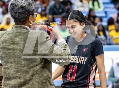 Thumbnail 2 in Salisbury vs. Seaforth (NCHSAA 2A Final - Awards) photogallery.
