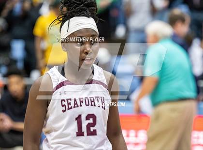 Thumbnail 2 in Salisbury vs. Seaforth (NCHSAA 2A Final - Awards) photogallery.