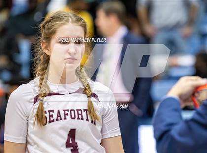 Thumbnail 2 in Salisbury vs. Seaforth (NCHSAA 2A Final - Awards) photogallery.
