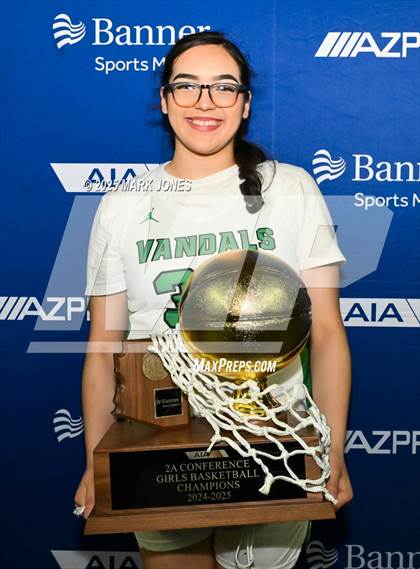 Thumbnail 2 in Miami vs. Arizona Lutheran Academy (AIA 2A Final - Awards) photogallery.