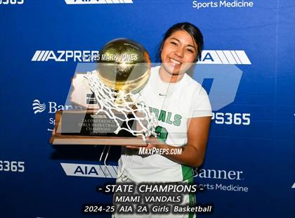Thumbnail 2 in Miami vs. Arizona Lutheran Academy (AIA 2A Final - Awards) photogallery.