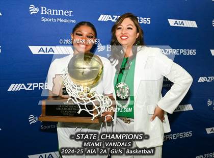 Thumbnail 1 in Miami vs. Arizona Lutheran Academy (AIA 2A Final - Awards) photogallery.