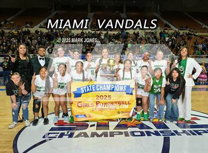 Thumbnail 3 in Miami vs. Arizona Lutheran Academy (AIA 2A Final - Awards) photogallery.