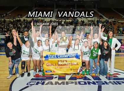 Thumbnail 2 in Miami vs. Arizona Lutheran Academy (AIA 2A Final - Awards) photogallery.