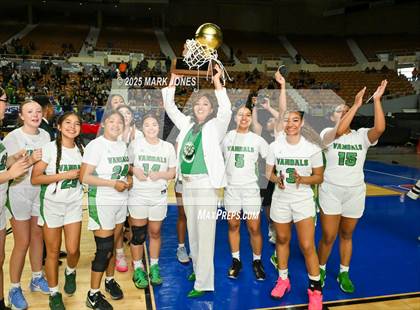 Thumbnail 1 in Miami vs. Arizona Lutheran Academy (AIA 2A Final - Awards) photogallery.
