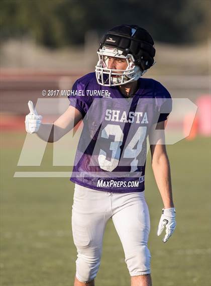Thumbnail 1 in Shasta @ Foothill (Scrimmage) photogallery.