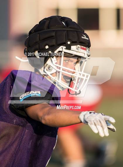 Thumbnail 1 in Shasta @ Foothill (Scrimmage) photogallery.