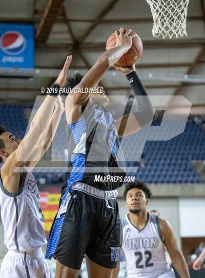Thumbnail 3 in Curtis vs. Union (WIAA 4A Quarterfinal)  photogallery.