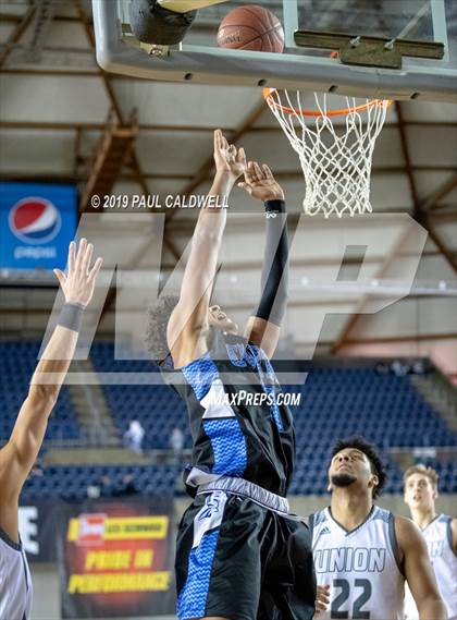 Thumbnail 2 in Curtis vs. Union (WIAA 4A Quarterfinal)  photogallery.