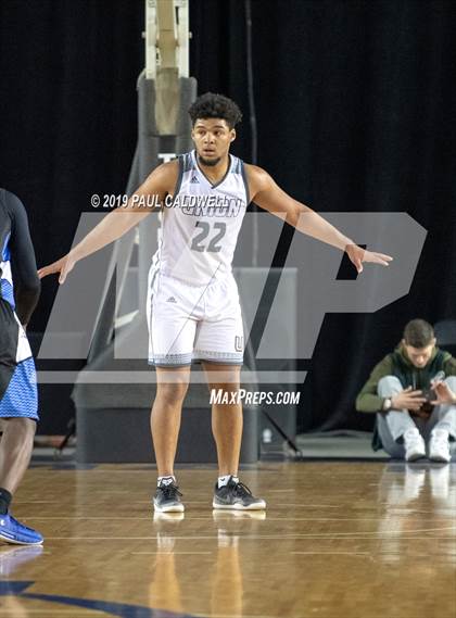 Thumbnail 2 in Curtis vs. Union (WIAA 4A Quarterfinal)  photogallery.