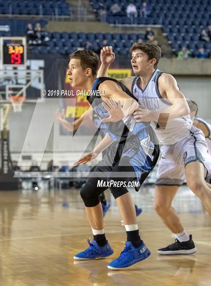 Thumbnail 3 in Curtis vs. Union (WIAA 4A Quarterfinal)  photogallery.