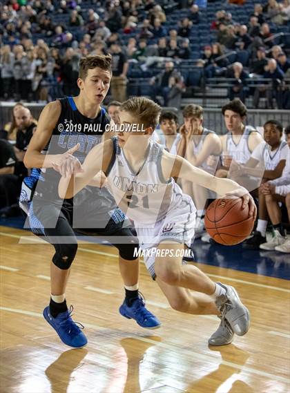 Thumbnail 1 in Curtis vs. Union (WIAA 4A Quarterfinal)  photogallery.