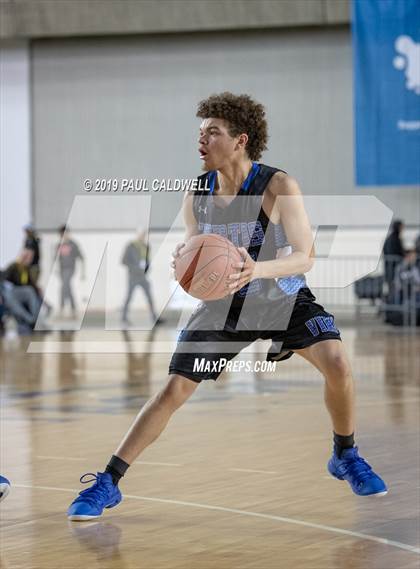Thumbnail 1 in Curtis vs. Union (WIAA 4A Quarterfinal)  photogallery.