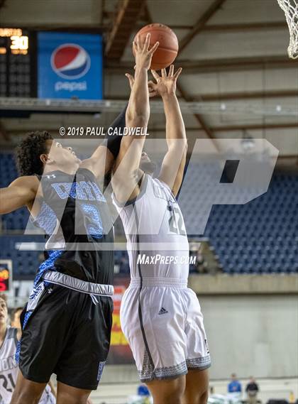 Thumbnail 1 in Curtis vs. Union (WIAA 4A Quarterfinal)  photogallery.