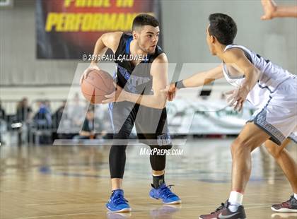 Thumbnail 1 in Curtis vs. Union (WIAA 4A Quarterfinal)  photogallery.
