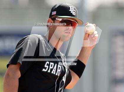 Thumbnail 2 in De La Salle vs. Elk Grove photogallery.
