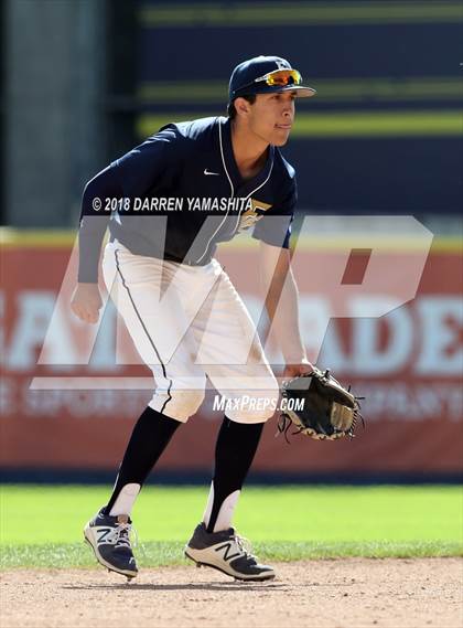 Thumbnail 3 in De La Salle vs. Elk Grove photogallery.