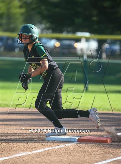 Thumbnail 1 in Sheldon vs. Tracy (CIF SJS D-1 Final) photogallery.