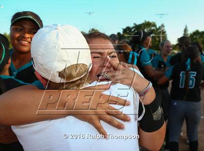 Thumbnail 2 in Sheldon vs. Tracy (CIF SJS D-1 Final) photogallery.
