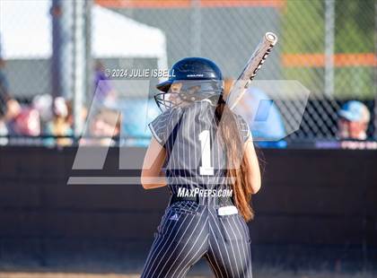 Thumbnail 2 in Anahuac vs Warren photogallery.