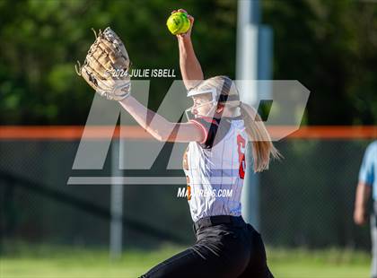 Thumbnail 2 in Anahuac vs Warren photogallery.