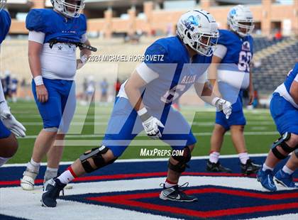 Thumbnail 2 in Allen @ Cedar Hill photogallery.