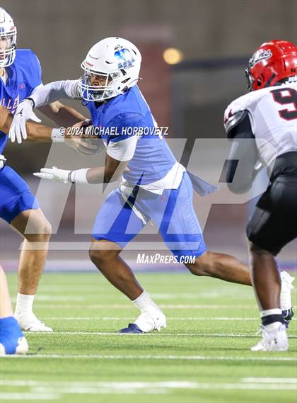 Thumbnail 2 in Allen @ Cedar Hill photogallery.