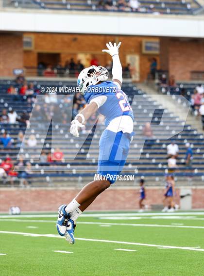Thumbnail 2 in Allen @ Cedar Hill photogallery.