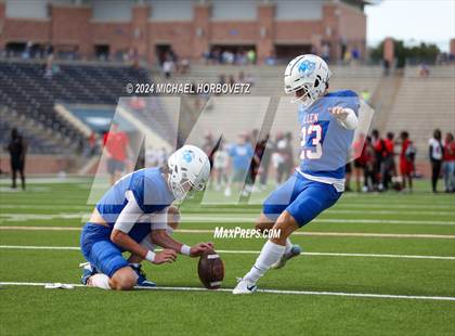 Thumbnail 2 in Allen @ Cedar Hill photogallery.