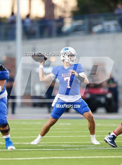 Thumbnail 1 in Allen @ Cedar Hill photogallery.