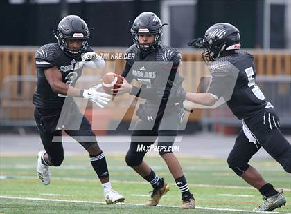 Thumbnail 3 in Harrisburg vs. Coatesville (PIAA 6A Semifinal) photogallery.