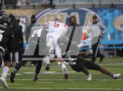 Thumbnail 3 in Harrisburg vs. Coatesville (PIAA 6A Semifinal) photogallery.