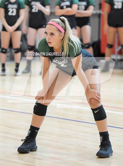 Thumbnail 3 in Emerald Ridge vs. Los Alamitos (Nike TOC Southwest) photogallery.