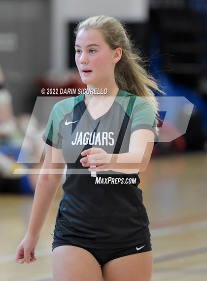Thumbnail 2 in Emerald Ridge vs. Los Alamitos (Nike TOC Southwest) photogallery.