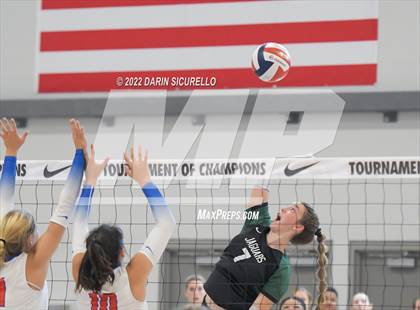 Thumbnail 3 in Emerald Ridge vs. Los Alamitos (Nike TOC Southwest) photogallery.