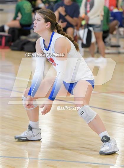 Thumbnail 3 in Emerald Ridge vs. Los Alamitos (Nike TOC Southwest) photogallery.