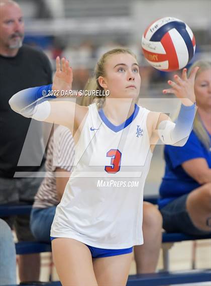Thumbnail 2 in Emerald Ridge vs. Los Alamitos (Nike TOC Southwest) photogallery.