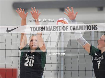 Thumbnail 3 in Emerald Ridge vs. Los Alamitos (Nike TOC Southwest) photogallery.