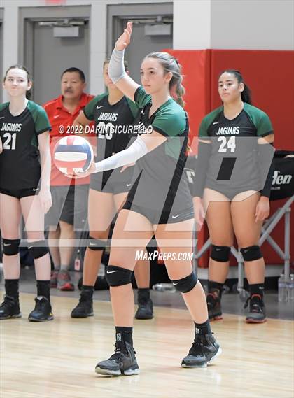Thumbnail 2 in Emerald Ridge vs. Los Alamitos (Nike TOC Southwest) photogallery.