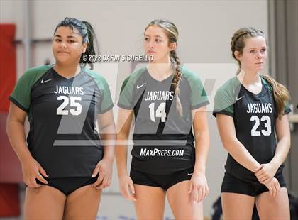 Thumbnail 2 in Emerald Ridge vs. Los Alamitos (Nike TOC Southwest) photogallery.