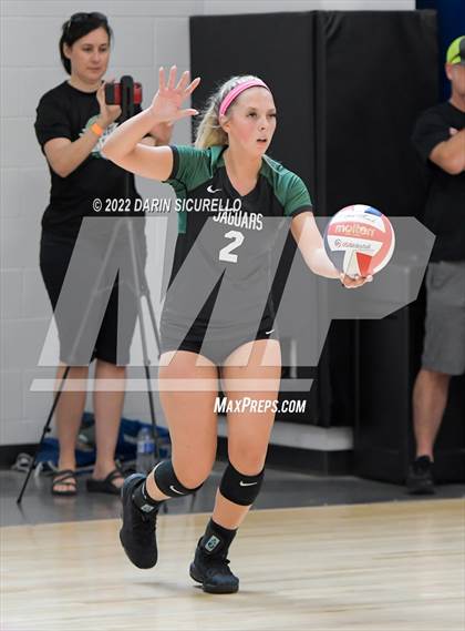 Thumbnail 3 in Emerald Ridge vs. Los Alamitos (Nike TOC Southwest) photogallery.